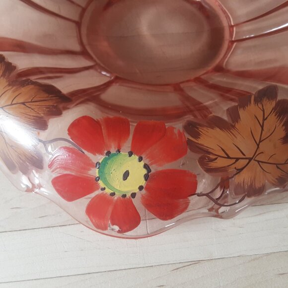 Pink Depression Glass Rolled Edge Console Bowl. Handpainted Flowers & Leaves - Picture 4 of 5